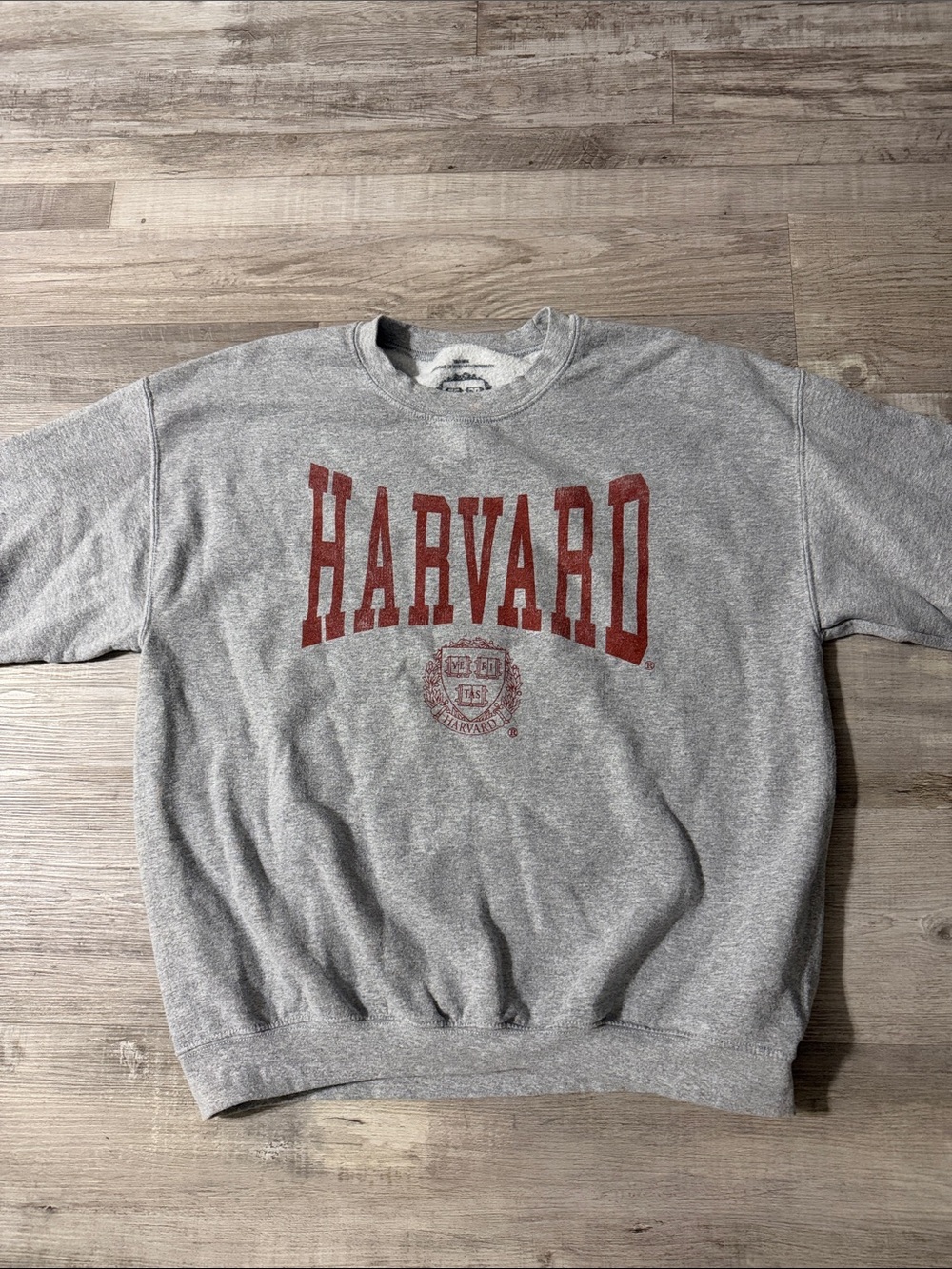 Men’s Harvard sweatshirt